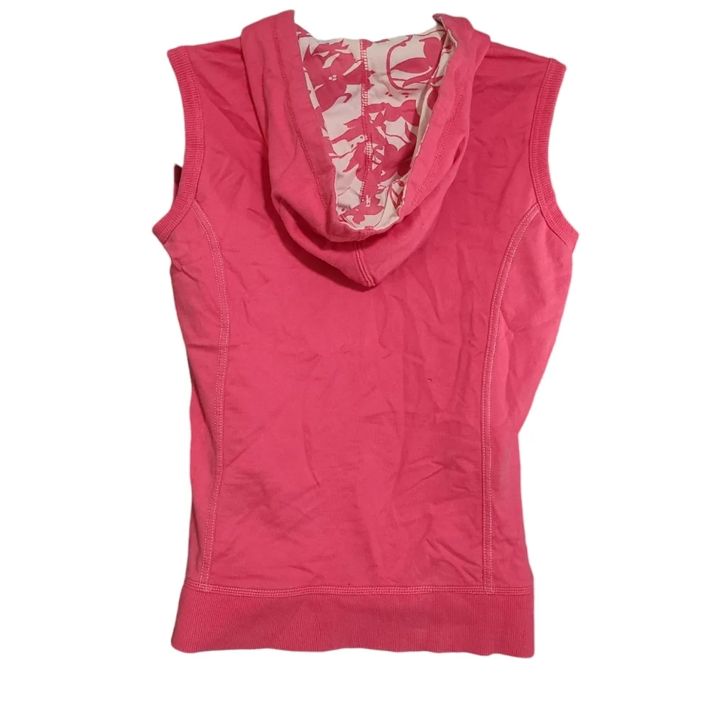 Princess Cruises great sleeveless